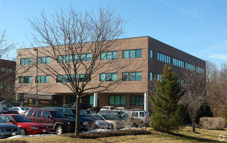 5 Park Center Ct, Owings Mills, MD for lease - Building Photo - Image 2 of 11