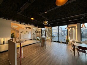 Flex in Limas for lease Interior Photo- Image 2 of 9