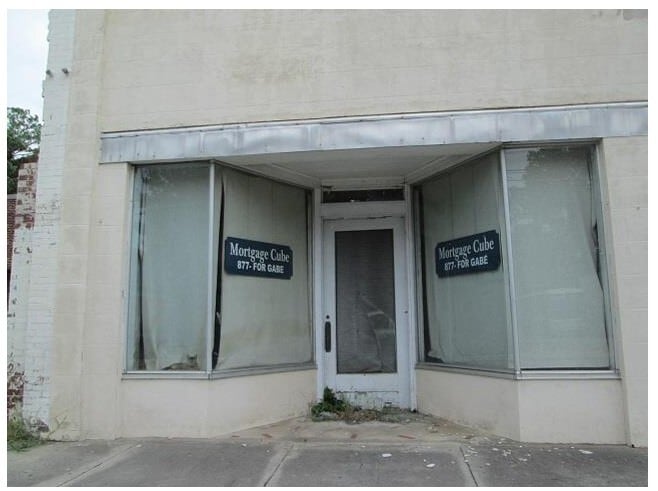 104 E Railroad St, Robersonville, NC for sale - Primary Photo - Image 1 of 14