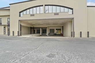 2355 Lewis Ave, Rockville, MD for lease Building Photo- Image 1 of 7