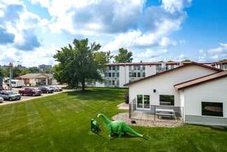 More details for 435 16th Ave NW, Rochester, MN - Hospitality for Sale