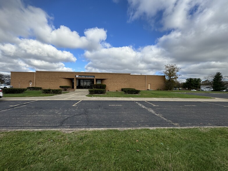 3707 Lathrop St, South Bend, IN for lease - Building Photo - Image 1 of 14