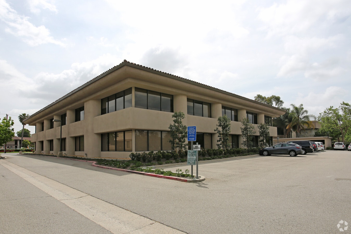 640 N Tustin Ave, Santa Ana, CA 92705