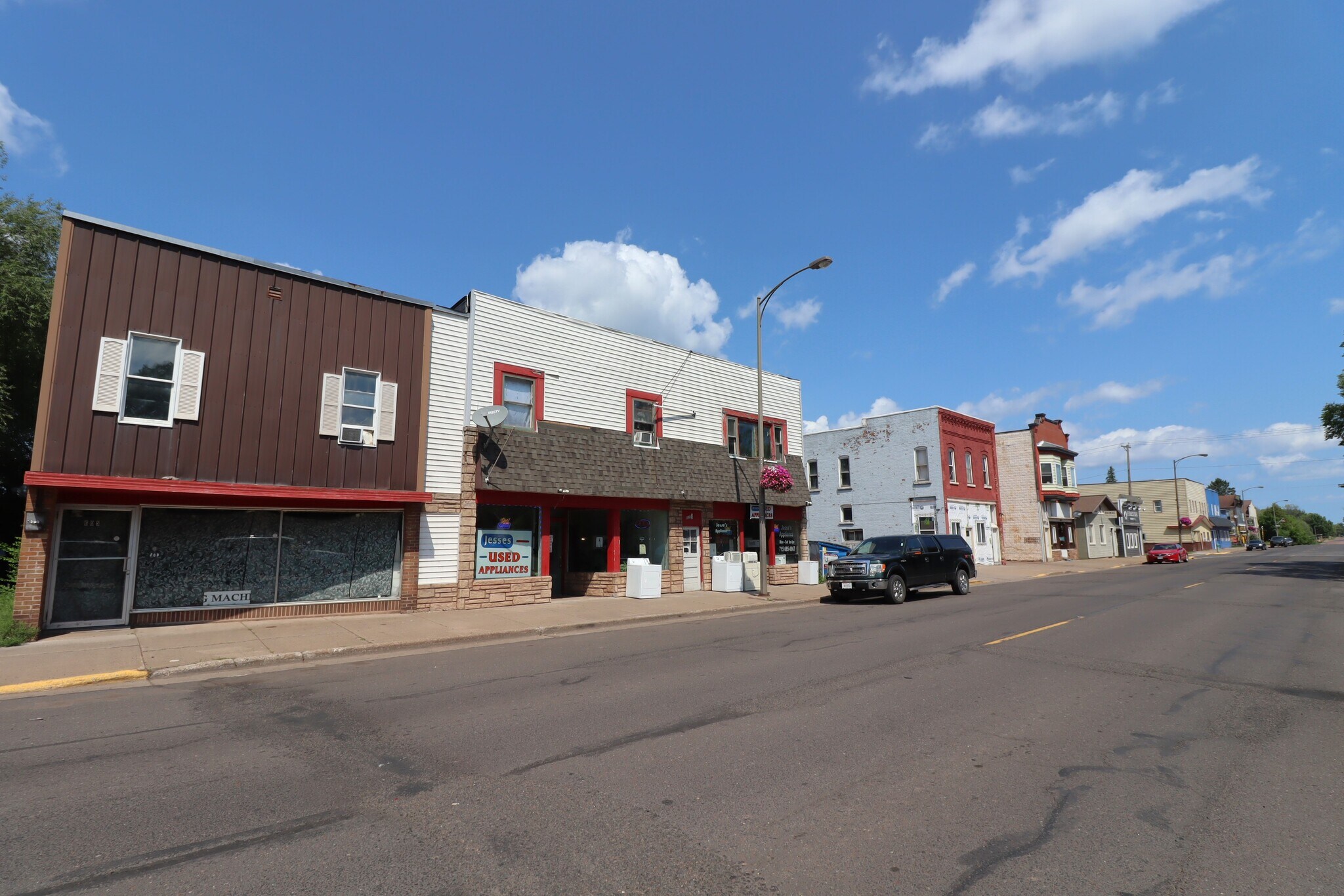  in Ashland, WI for sale Building Photo- Image 1 of 1