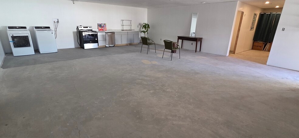 1640 N White Sands Blvd, Alamogordo, NM for lease - Building Photo - Image 3 of 11