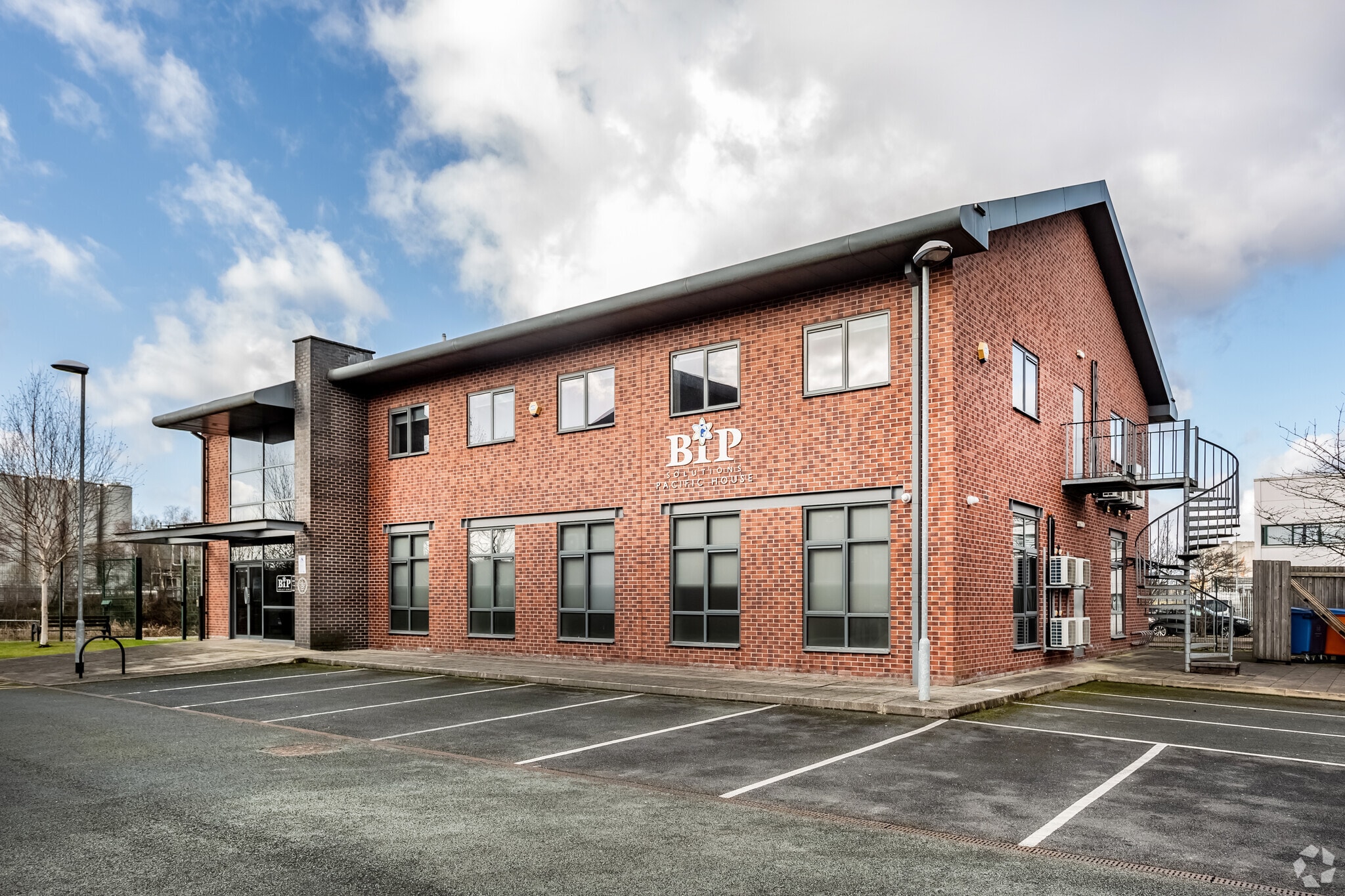 Pacific Way, Salford for sale Primary Photo- Image 1 of 1