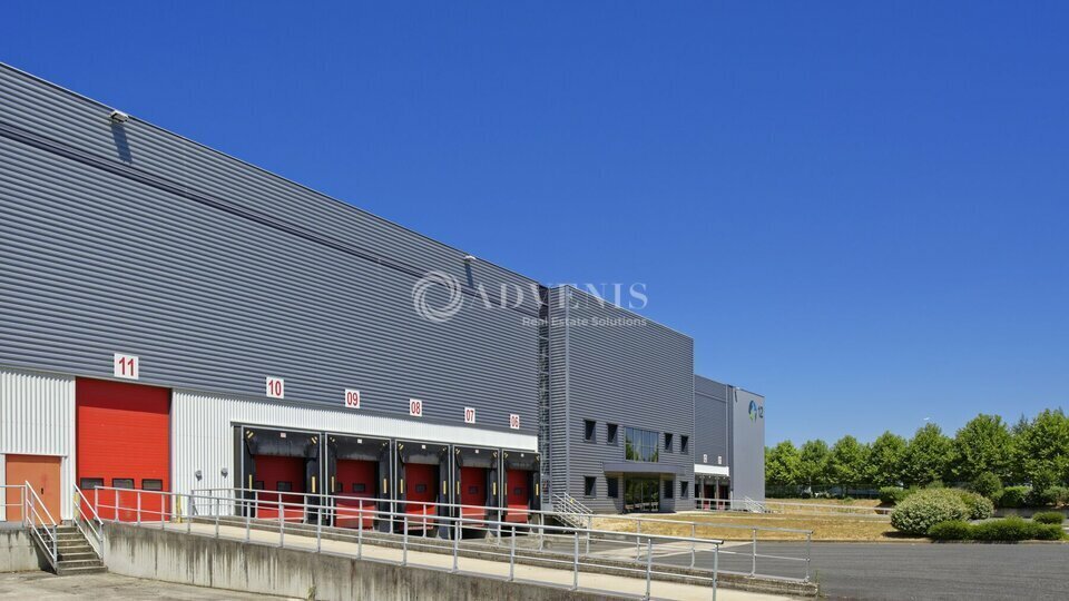 3 Rue René Cassin, Mitry-Mory for lease - Building Photo - Image 1 of 9