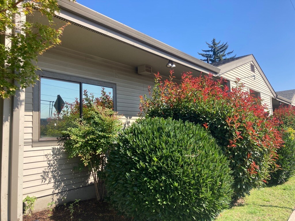 2690 May St, Hood River, OR for sale Primary Photo- Image 1 of 1