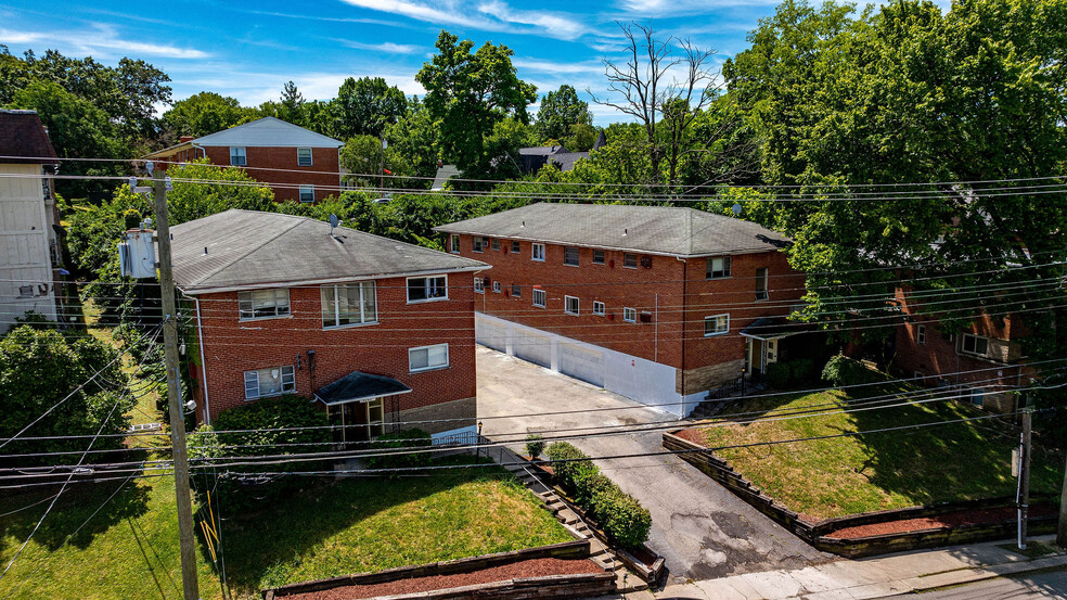 5276-5282 Montgomery Rd, Cincinnati, OH for sale - Building Photo - Image 1 of 13