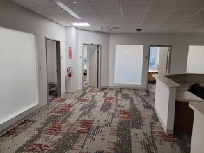 801 Thompson Ave, Rockville, MD for lease Interior Photo- Image 2 of 6