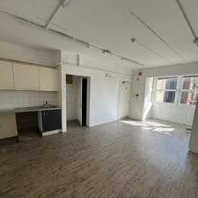 William Morris Way, London for lease Interior Photo- Image 1 of 4