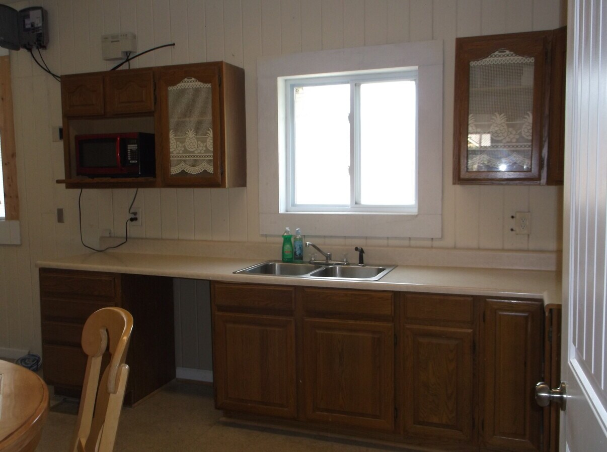 1697 Vernon Rd, Lagrange, GA 30240