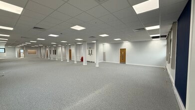 Works Rd, Letchworth Garden City for lease Interior Photo- Image 2 of 3
