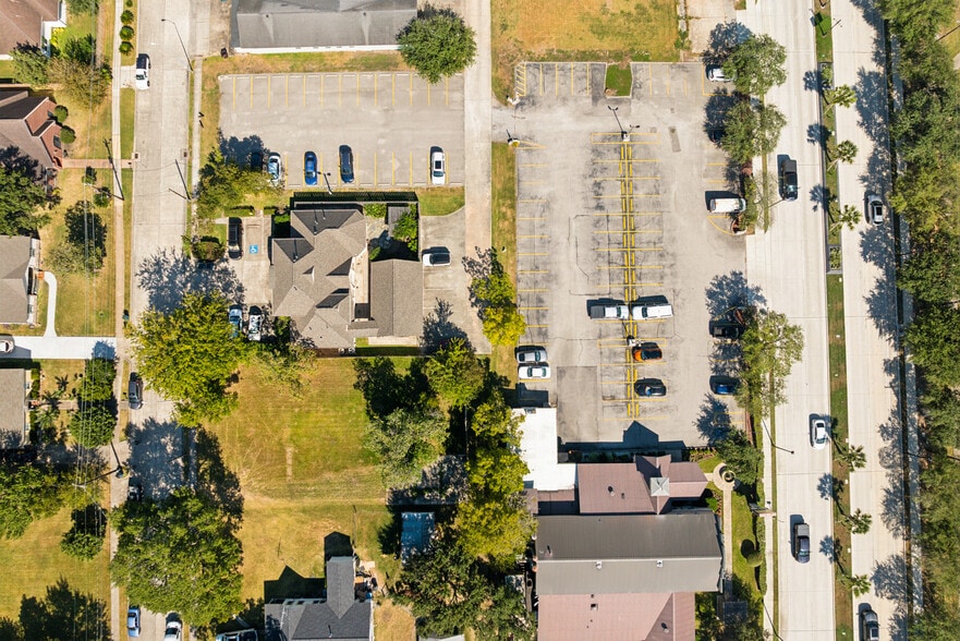 309 Henrietta Ave, Webster, TX for sale - Building Photo - Image 3 of 5