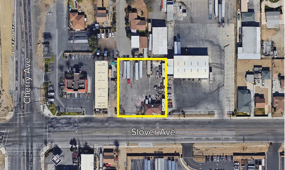 14562 Slover Ave, Fontana, CA for lease - Building Photo - Image 1 of 11