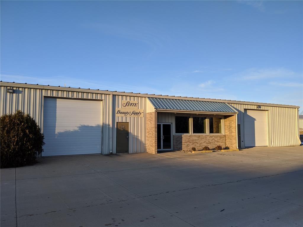 5400 Center Point Rd NE, Cedar Rapids, IA 52402