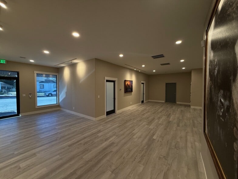 10 7th Ave W, Polson, MT for lease - Building Photo - Image 2 of 13