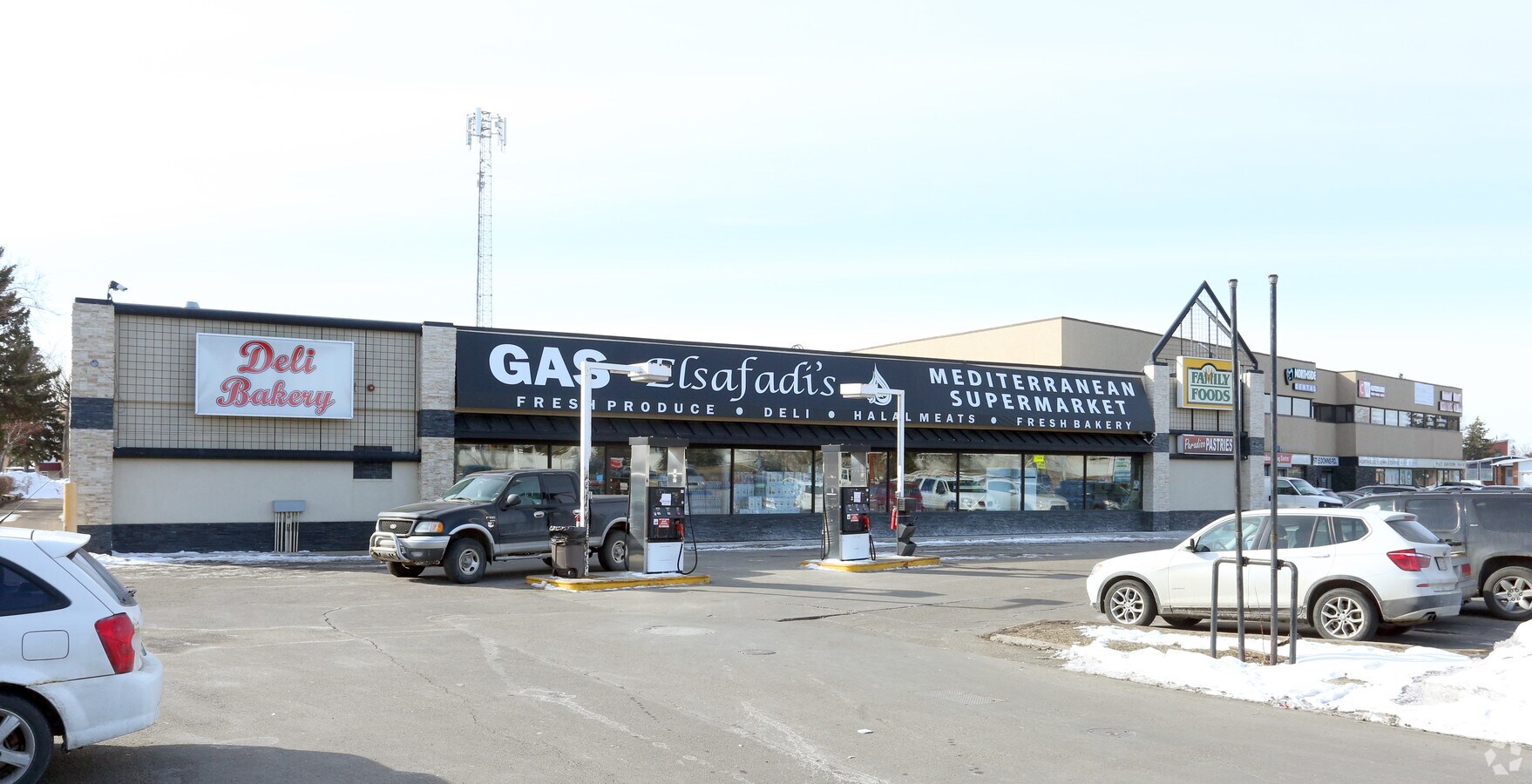 10807 Castle Downs Rd NW, Edmonton, AB T5X 3N7