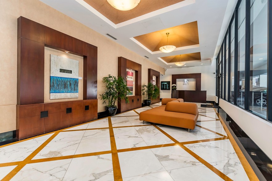 1110 Brickell Ave, Miami, FL for lease - Lobby - Image 2 of 96