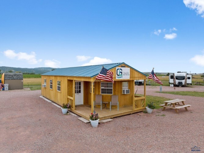 13310 Angostura, Hot Springs, SD for sale - Primary Photo - Image 1 of 1