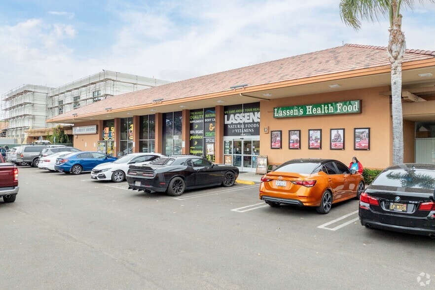 5144-5168 Hollister Ave, Santa Barbara, CA for lease - Building Photo - Image 2 of 4