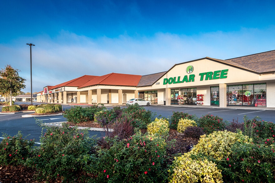 7811-7895 Lichen Dr, Citrus Heights, CA for lease - Building Photo - Image 2 of 3