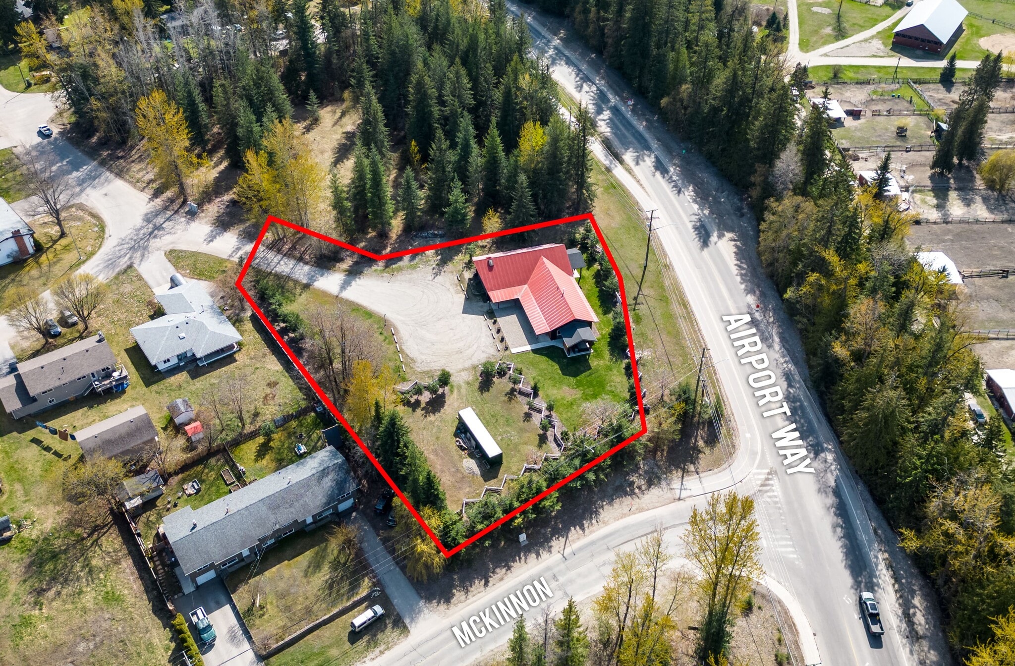 1502 Mountain View Dr, Revelstoke, BC for sale Primary Photo- Image 1 of 29