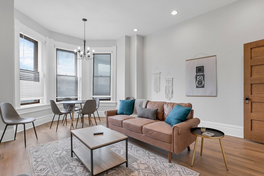 572 E Rich St, Columbus, OH for lease - Interior Photo - Image 2 of 20