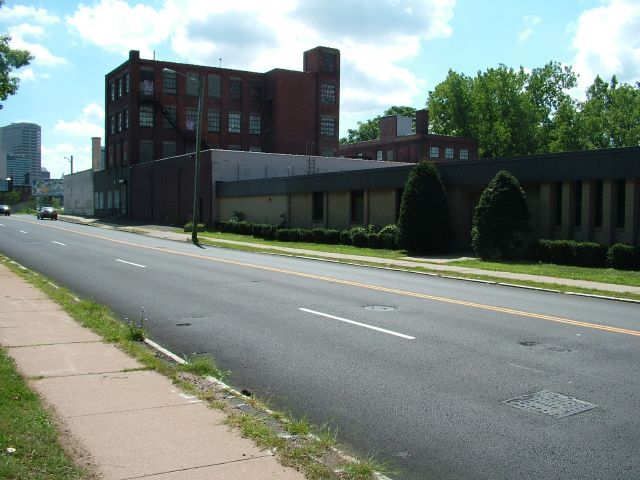 35-55 Edwards St, Hartford, CT for lease - Building Photo - Image 2 of 3