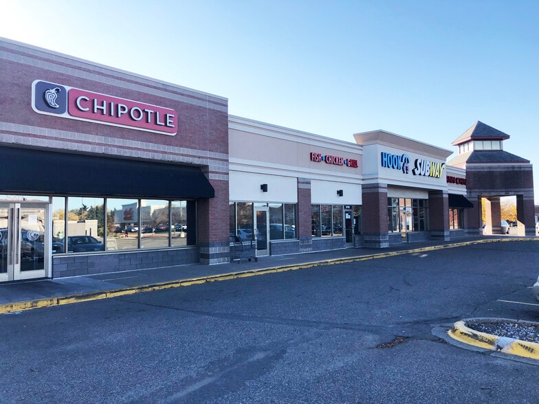 3245 County Highway 10, Minneapolis, MN for lease - Building Photo - Image 2 of 5