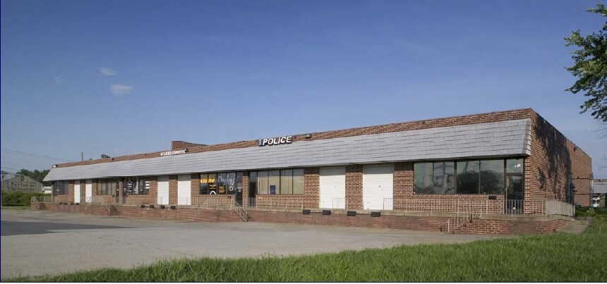 717 Atando Ave, Charlotte, NC for lease Primary Photo- Image 1 of 9