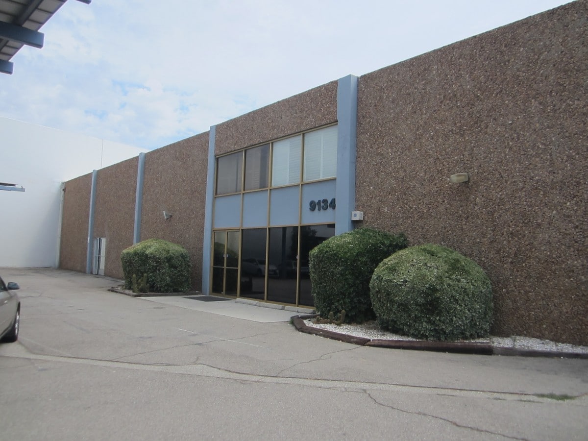 9134 Independence Ave, Chatsworth, CA 91311