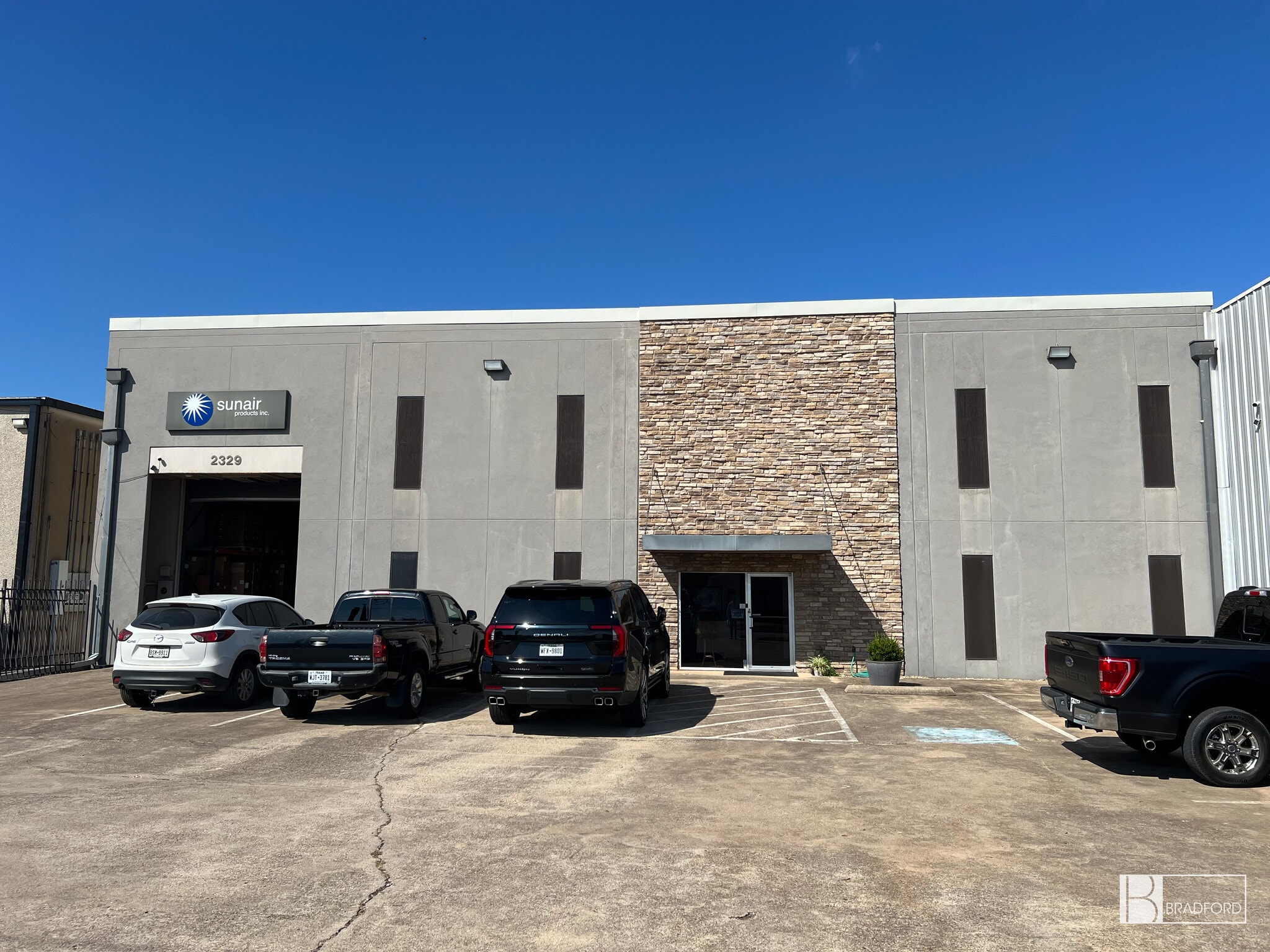 2329 Solona St, Haltom City, TX for sale Building Photo- Image 1 of 15