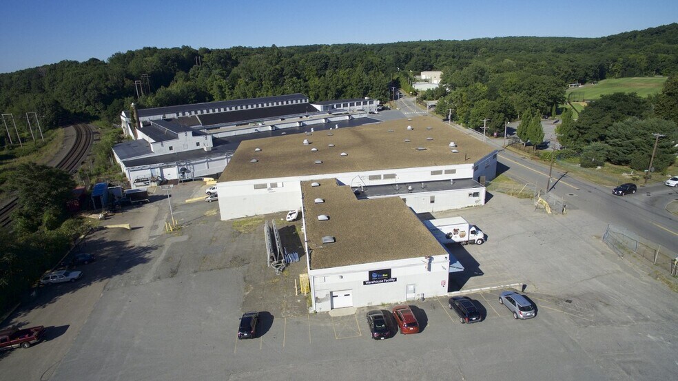 233 Stafford Street, Worcester, MA for sale - Building Photo - Image 1 of 1