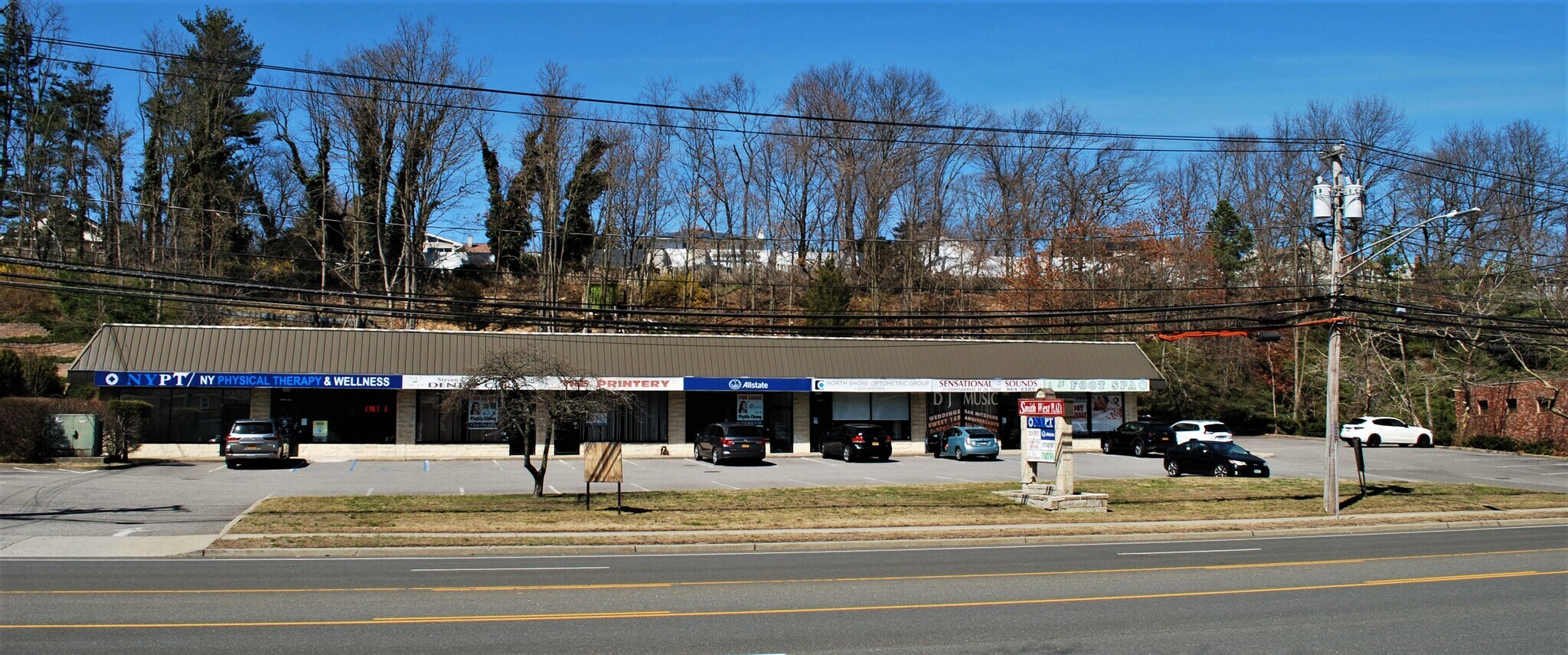 1041 W Jericho Tpke, Smithtown, NY 11787 Smith West Plaza