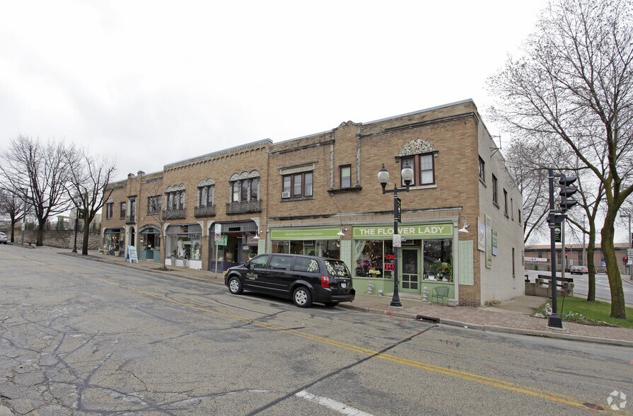 14601510 Underwood Ave, Wauwatosa, WI 53213