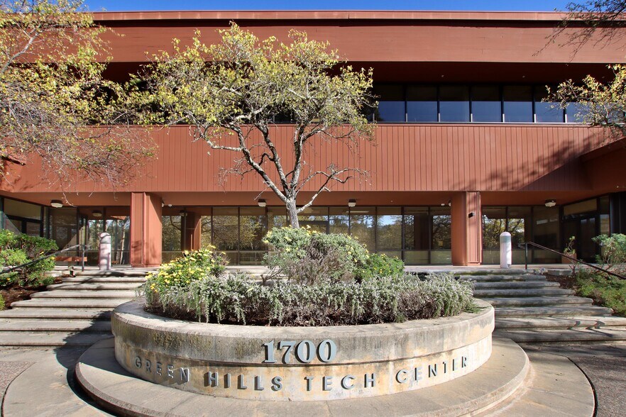 1700 Green Hills Rd, Scotts Valley, CA for lease - Building Photo - Image 1 of 20