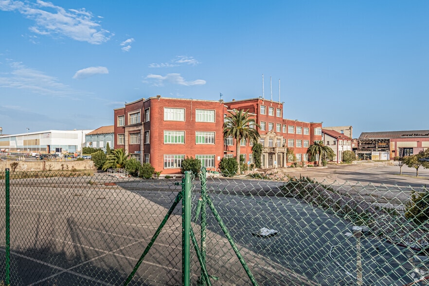 Enparantza Urbinaga, 3025, Sestao, Vizcaya for lease - Primary Photo - Image 3 of 3