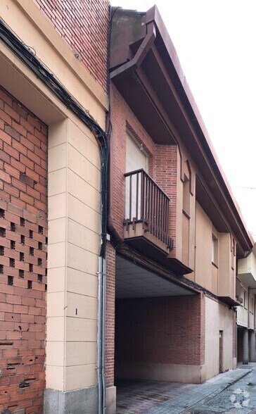 Calle de San Antonio el Real, 21, Segovia, Segovia for lease - Building Photo - Image 2 of 2