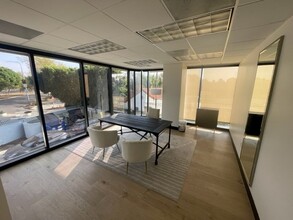 8200 Wilshire Blvd, Beverly Hills, CA for lease Interior Photo- Image 1 of 10