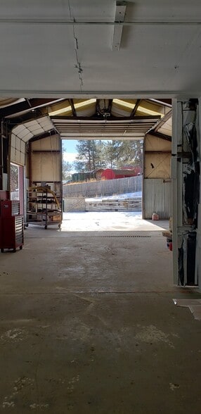 17831 Co 1 Rd, Florissant, CO for sale - Interior Photo - Image 2 of 31