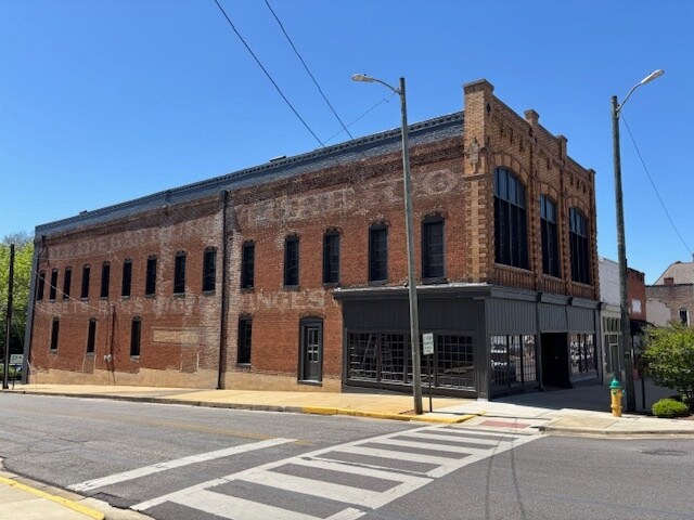 200 & 204 W Battle Street portfolio of 2 properties for sale on LoopNet.com Building Photo- Image 1 of 18