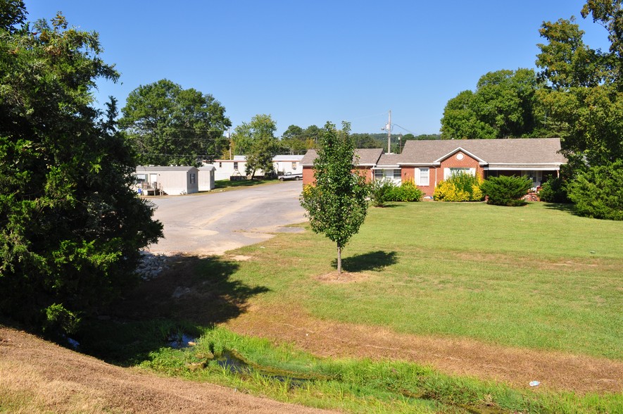 5215 N Lee Hwy, Cleveland, TN for sale - Primary Photo - Image 1 of 1