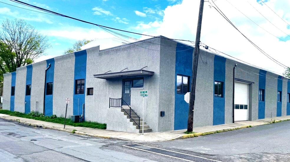 101 Elm Ave, North Wales, PA for lease - Building Photo - Image 1 of 3