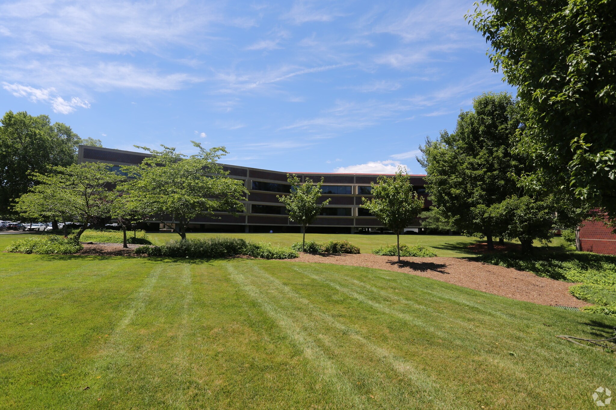 910 Sylvan Ave, Englewood Cliffs, NJ 07632 Office for Lease