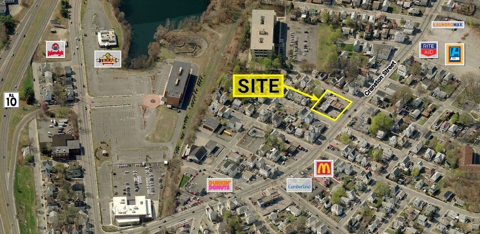 962-964 Cranston St, Cranston, RI for sale - Building Photo - Image 1 of 1