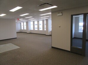 2002 Victoria Av, Regina, SK for lease Interior Photo- Image 1 of 3