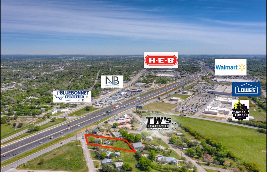 2219 Morningside Dr, New Braunfels, TX, 78130 Flex Property For Sale