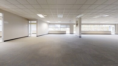 2500 Green Rd, Ann Arbor, MI for lease Interior Photo- Image 2 of 5