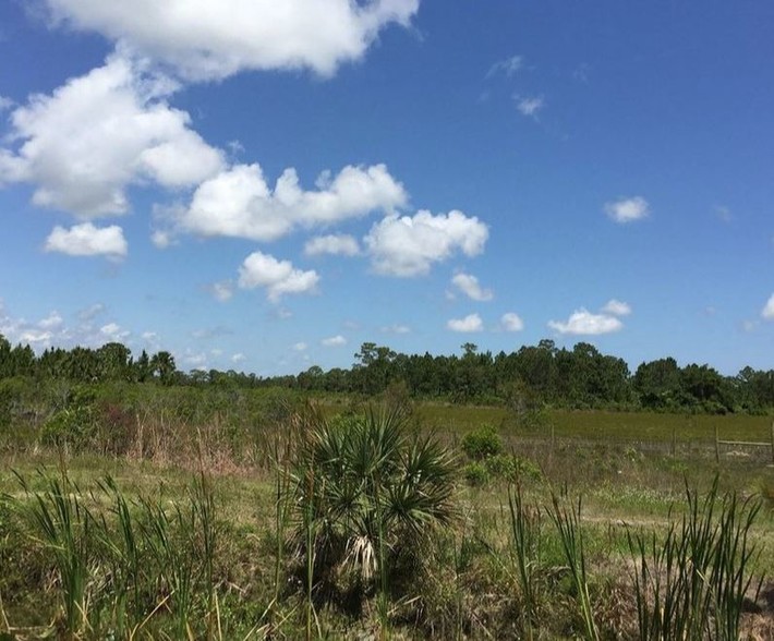 5399 SE Bridge Rd, Hobe Sound, FL for sale - Primary Photo - Image 1 of 1